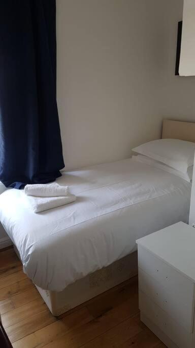 F14- Single Studio Shared Shower/Toilet Near Paddington London Ngoại thất bức ảnh